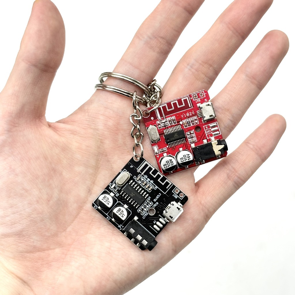 Tech Keychain Accessories - Brelok w stylu cyberpunk z płytką