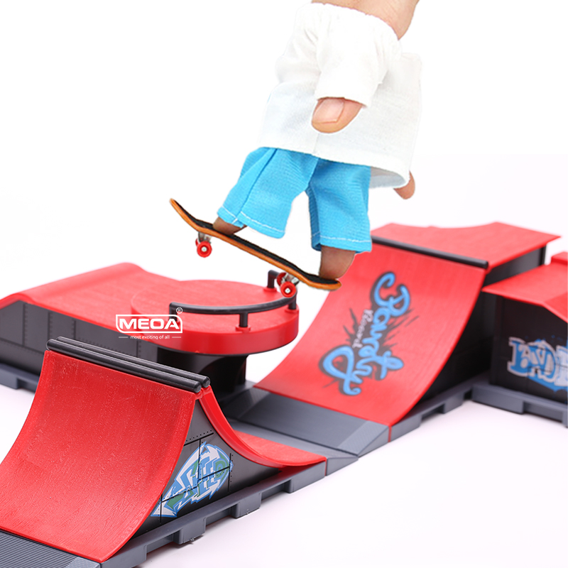 Finger Skatepark zestaw 10 w 1 – Tech Deck Accessories recenzja i cena